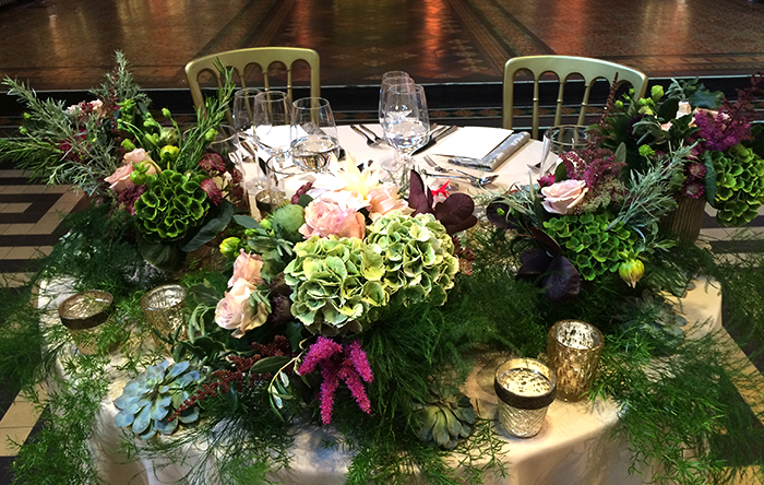Sweetheart table - weddings at Mansfield Traquair 